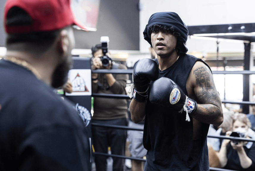 Anthony Vargas training
