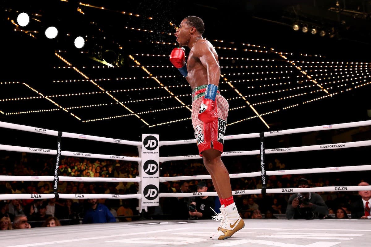 Devin Haney Defeats Zaur Abdullaev