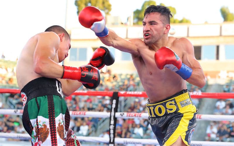 Ronny Rios vs Diego De La Hoya