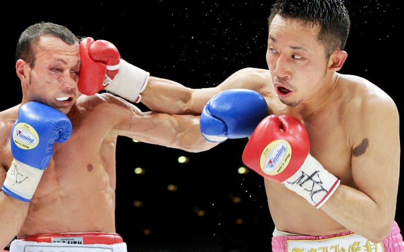 Takahiro Ao Right Hook