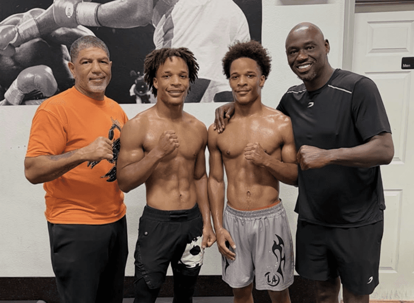 17-year-old sensations the Grandy Twins team up with Hall of Famers ahead of August 14 fights