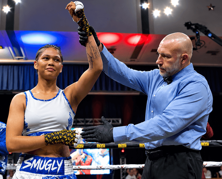 Azariah Cottrell wins pro debut