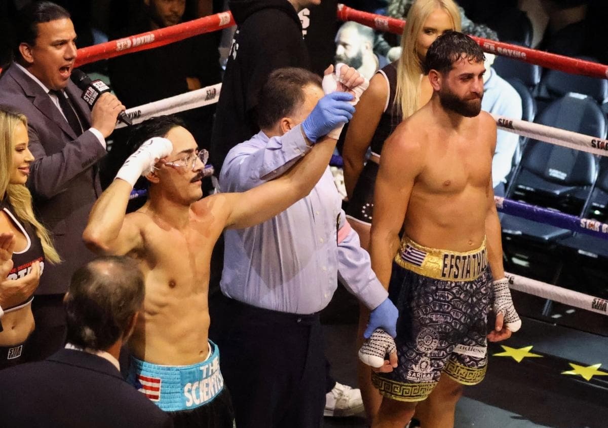Raymond Cuadrado defeats Efstathios Antonas
