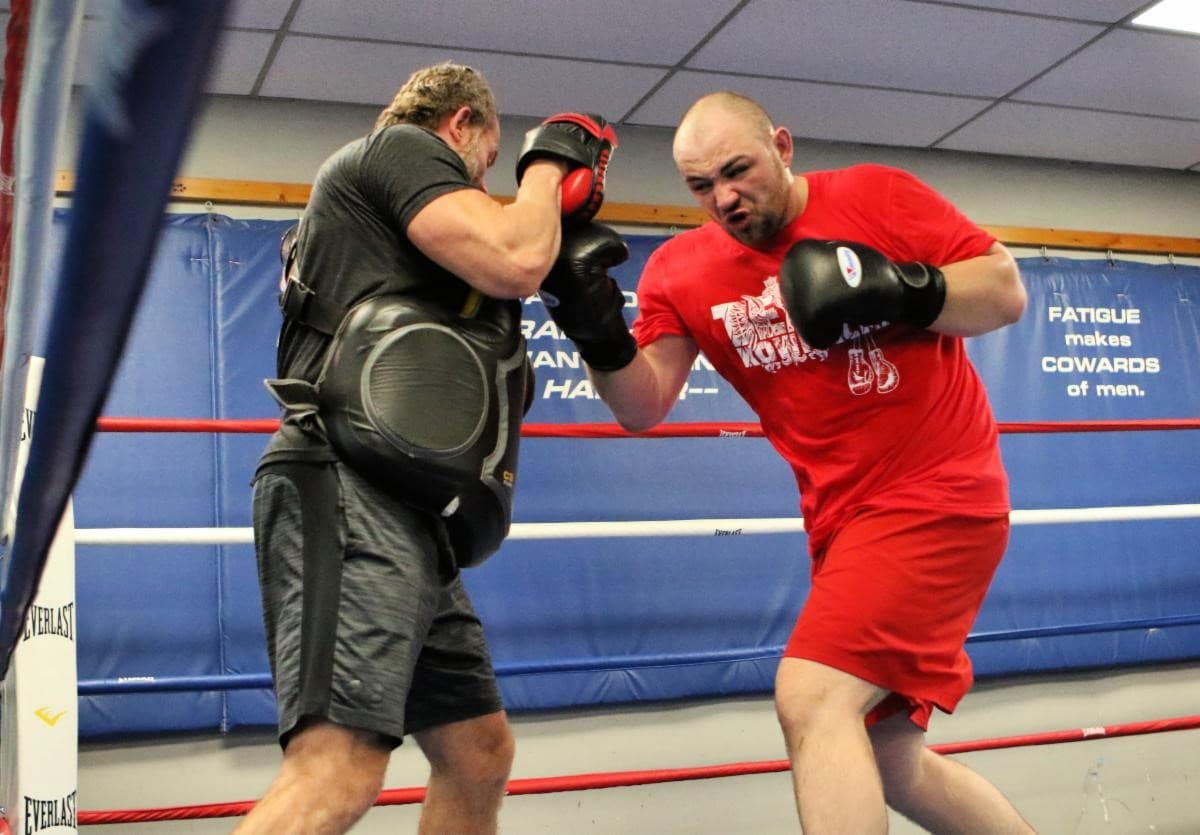 Adam Kownacki Pads