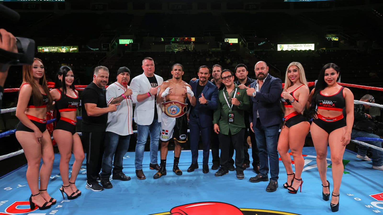 Eridson Garcia Gloves Glory Sept 6 Edinburg Tx Credit Richard Bergendahl