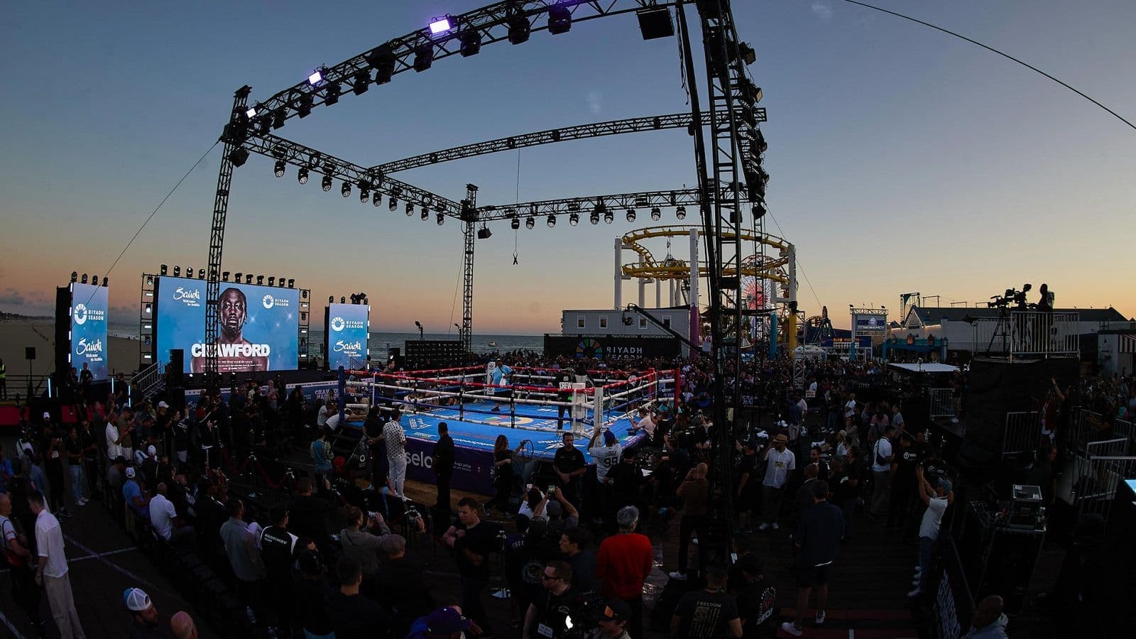 Israil Madrimov vs Terence Crawford Public Workout