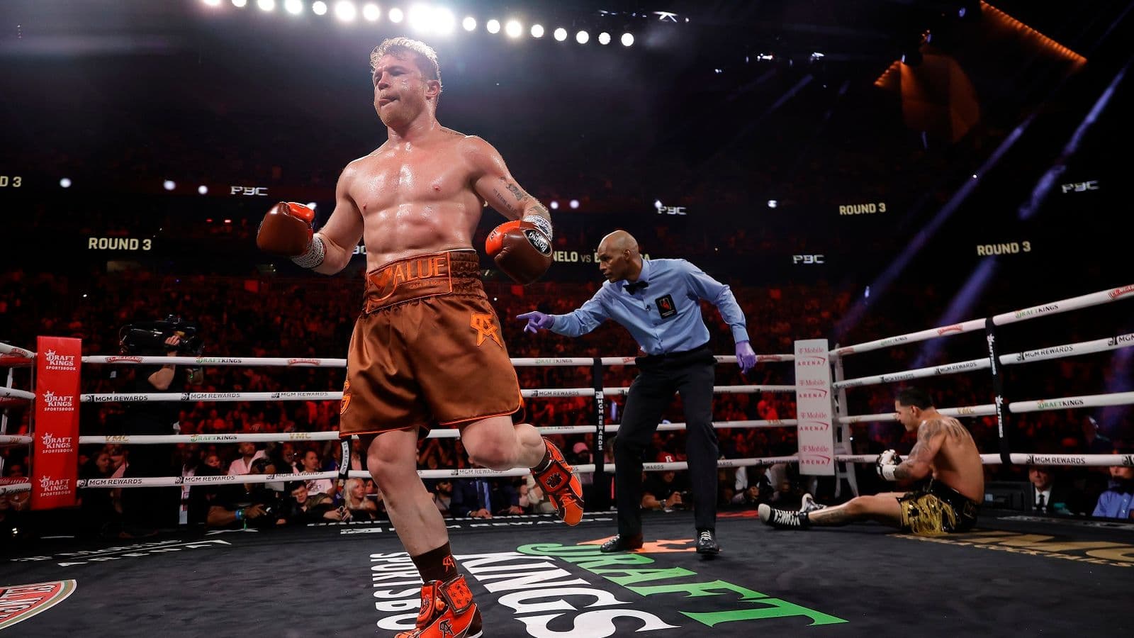 Edgar Berlanga vs Canelo Alvarez Knockdown