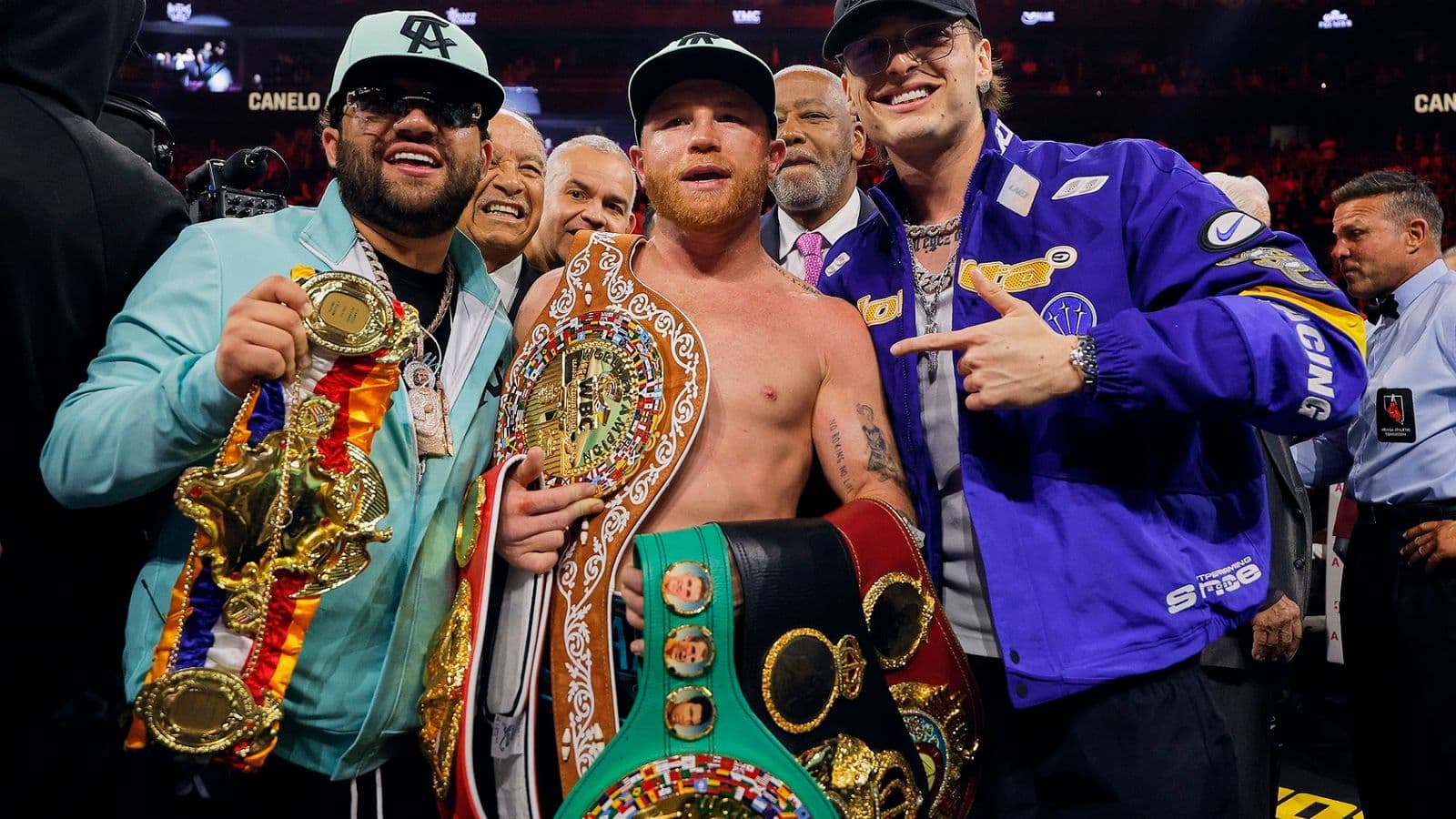 Canelo Alvarez vs Jaime Munguia Undisputed