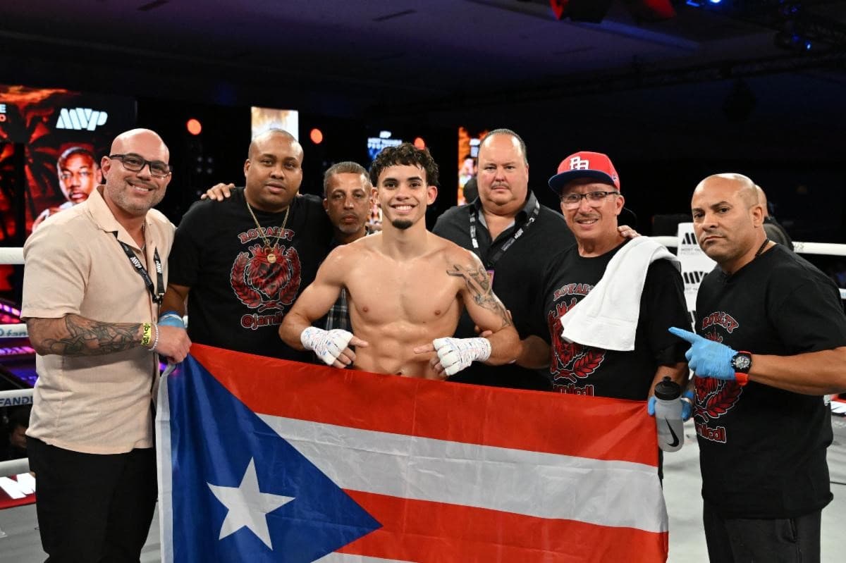 Carlos De Leon Puerto Rico Flag