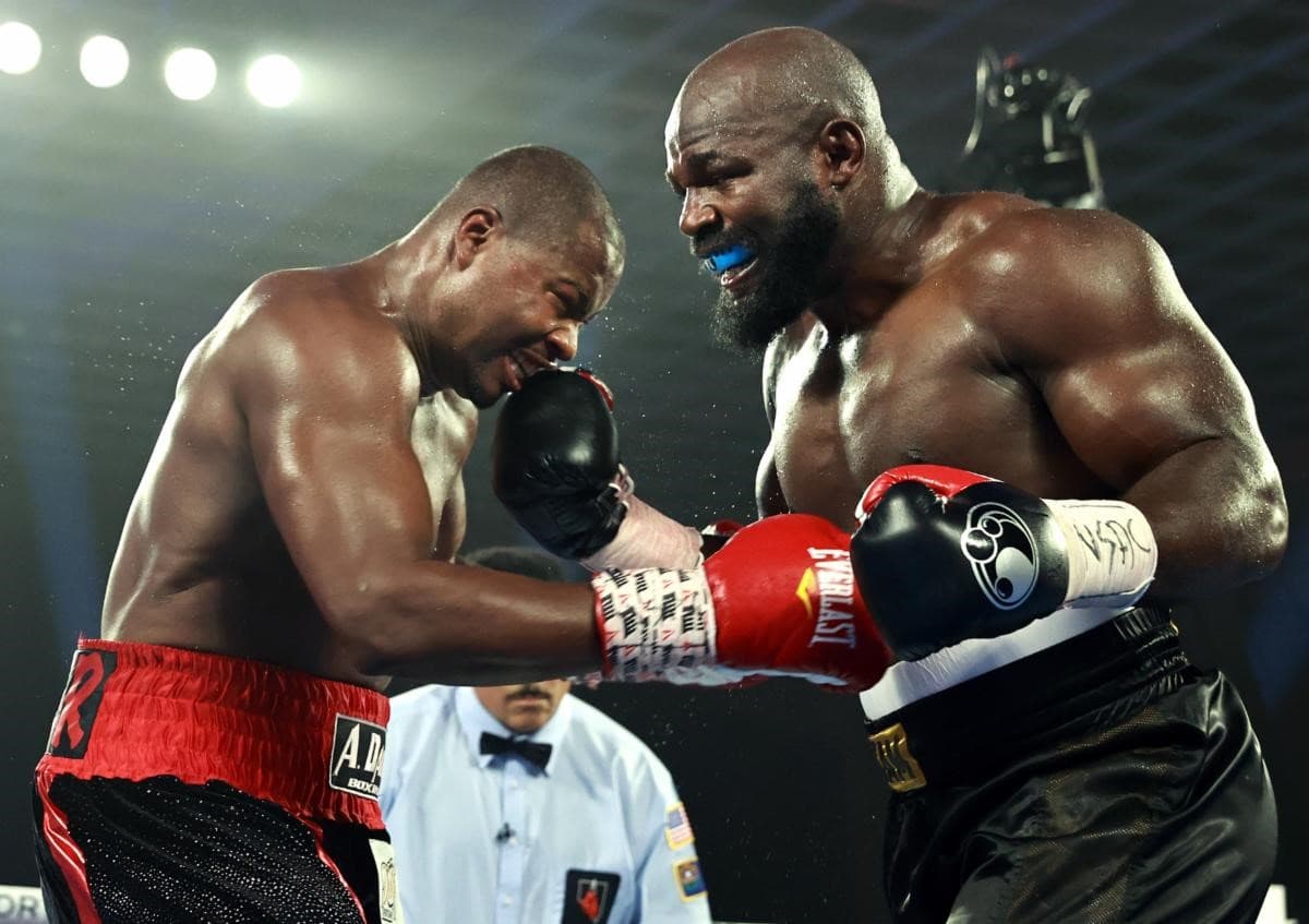 Carlos Takam vs Jerry Forrest Uppercut