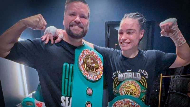 Caroline Veyre WBC World Champion