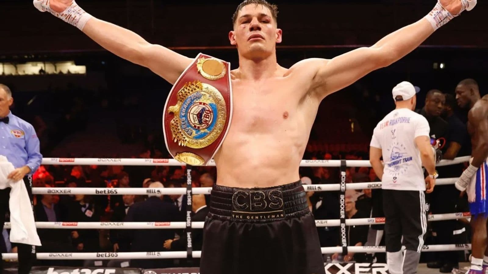 Chris Billam Smith vs Richard Riakporhe Win