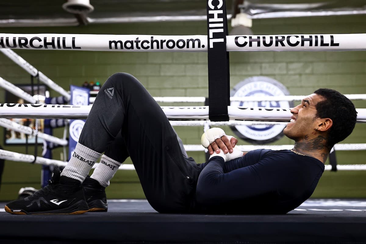 Conor Benn Situps