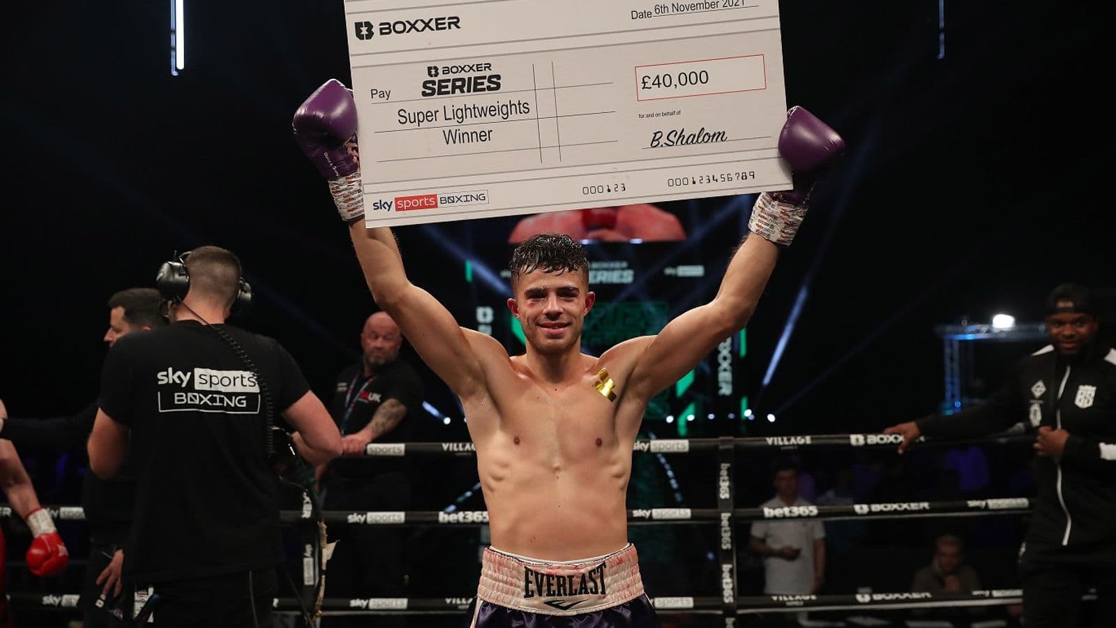 Cori Gibbs Boxxer Cheque