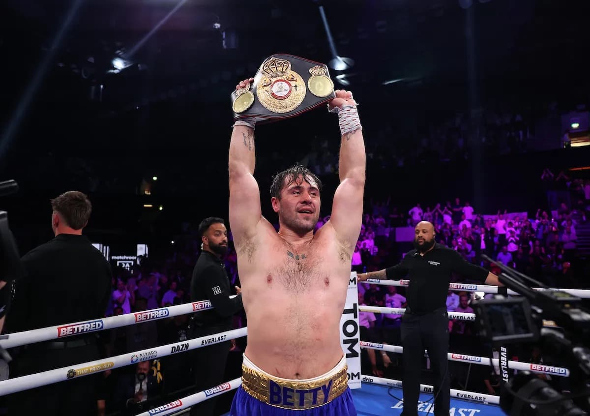 Dave Allen vs Johnny Fisher WBA Title