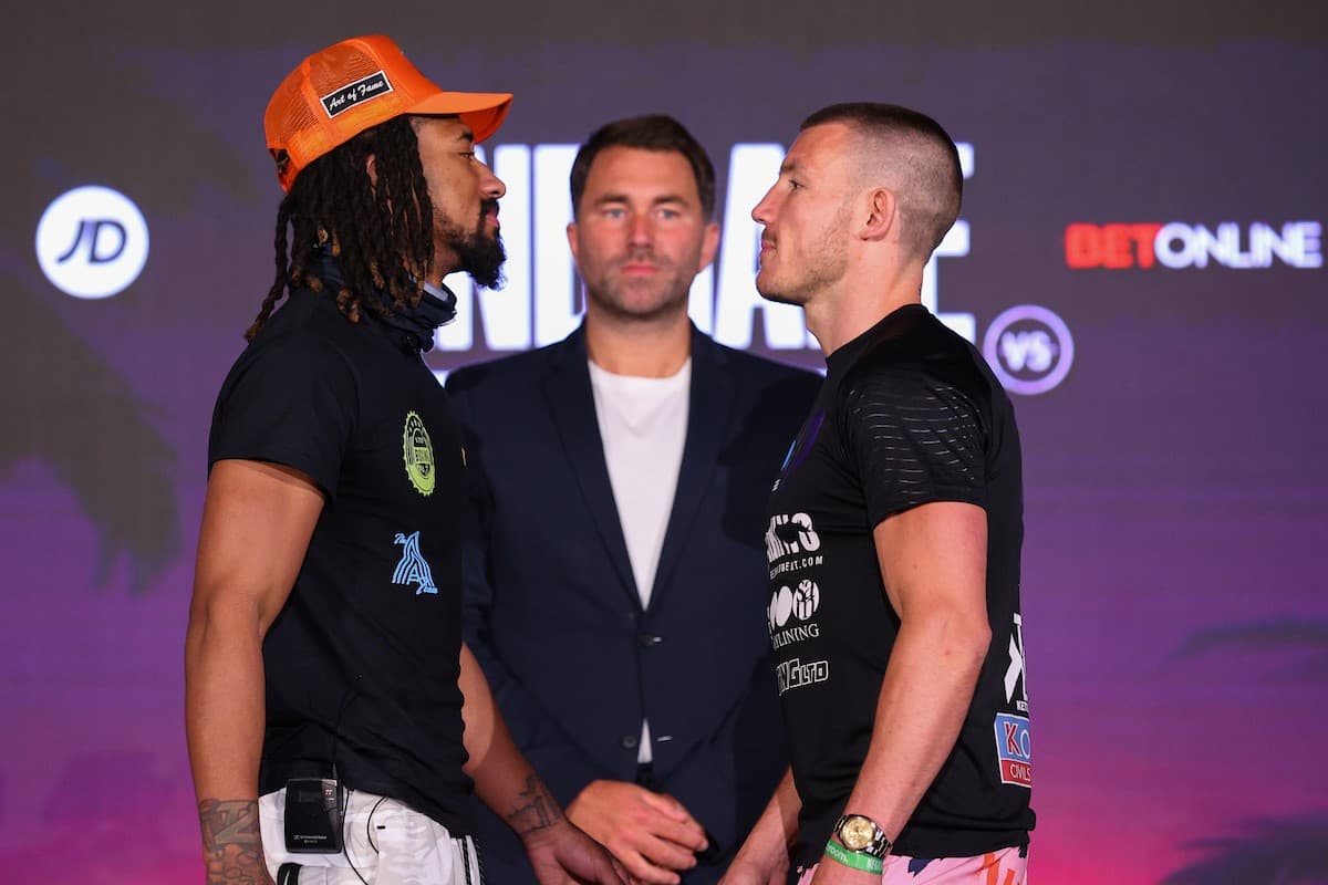 Demetrius Andrade vs Liam Williams Face Off