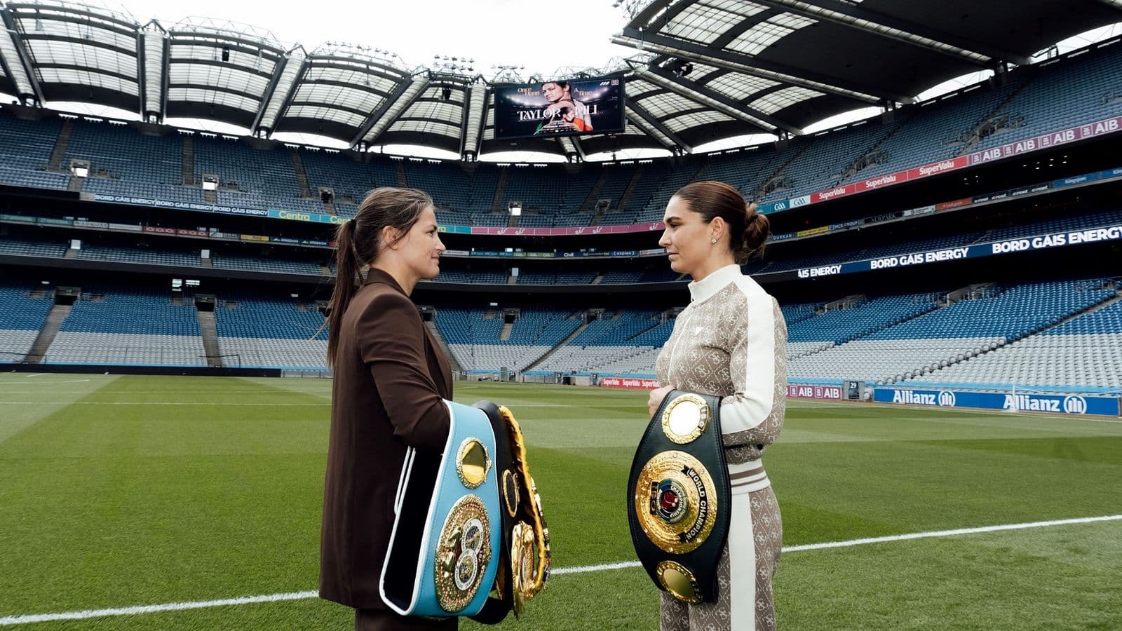 Katie Taylor vs Flora Pili Croke Park