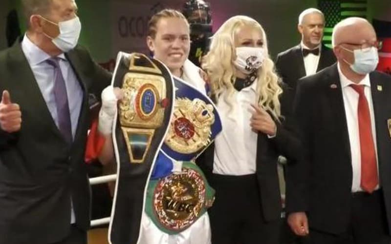 Ema Kozin WBC Interim Title