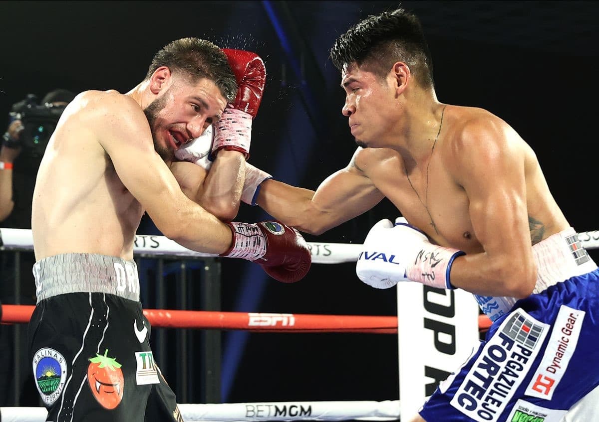 Emanuel Navarrete Decisions Ruben Villa