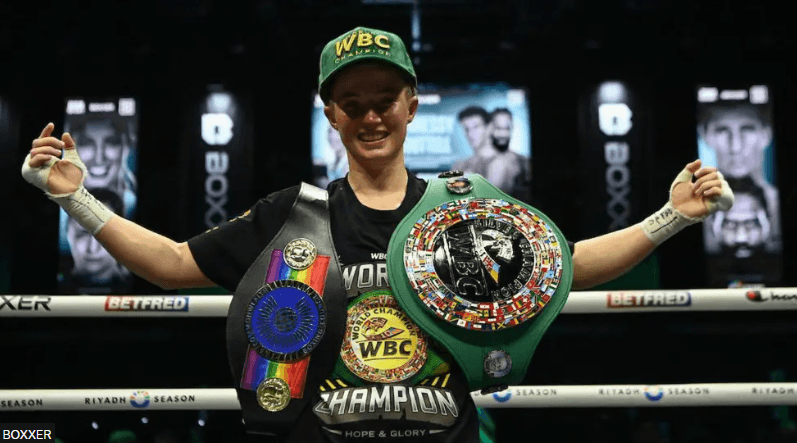 Francesca Hennessy WBC Silver Title