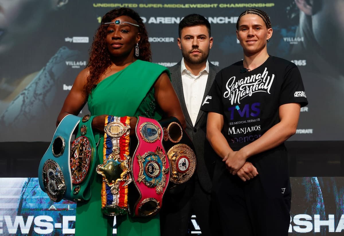 Franchon Dezurn Crews vs Savannah Marshall