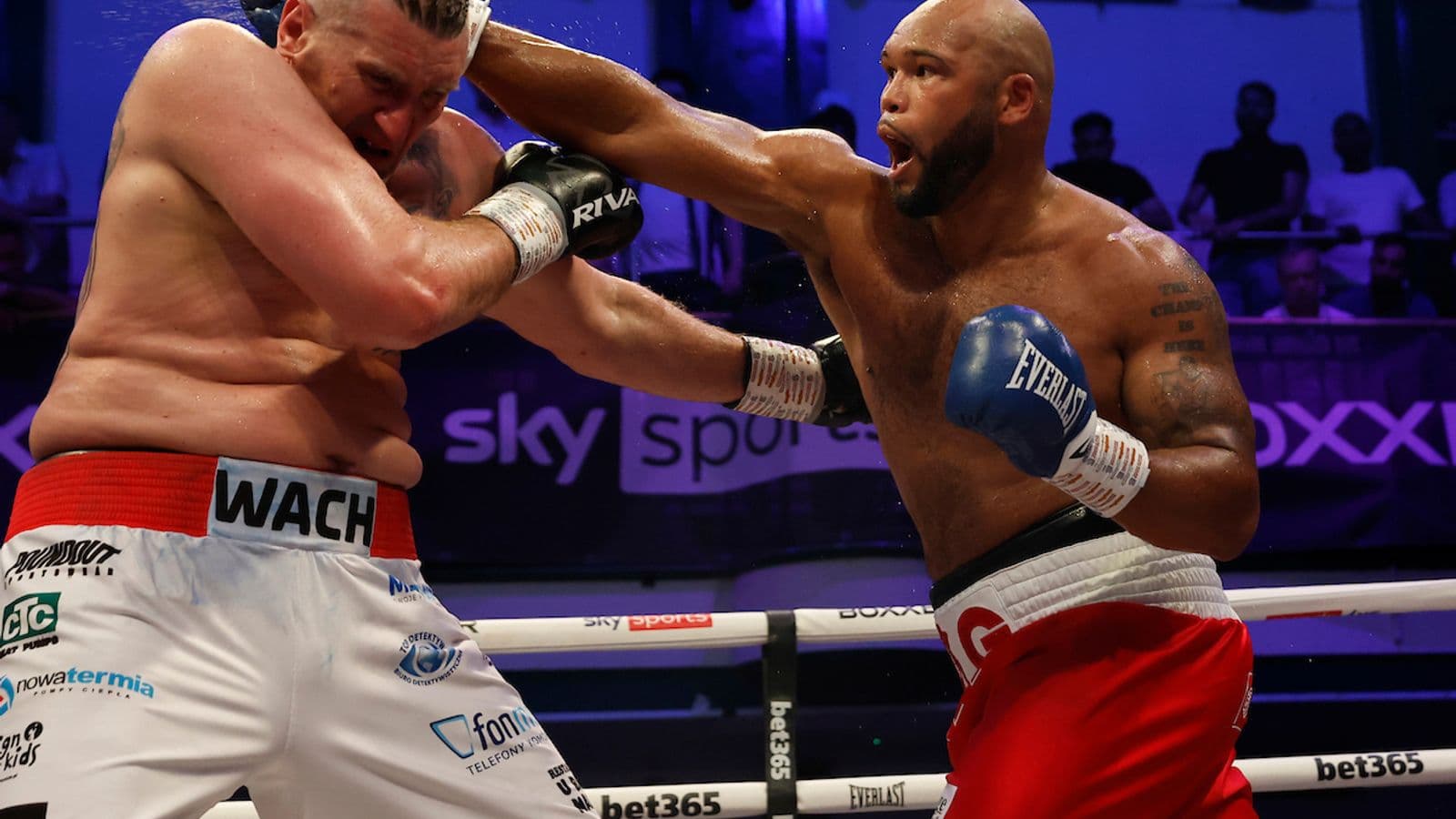 Frazer Clarke vs Mariusz Wach Fight