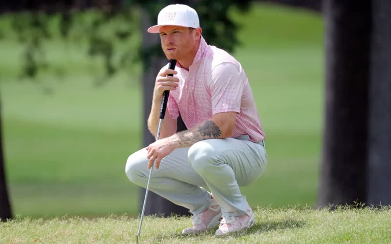 Canelo Golfing
