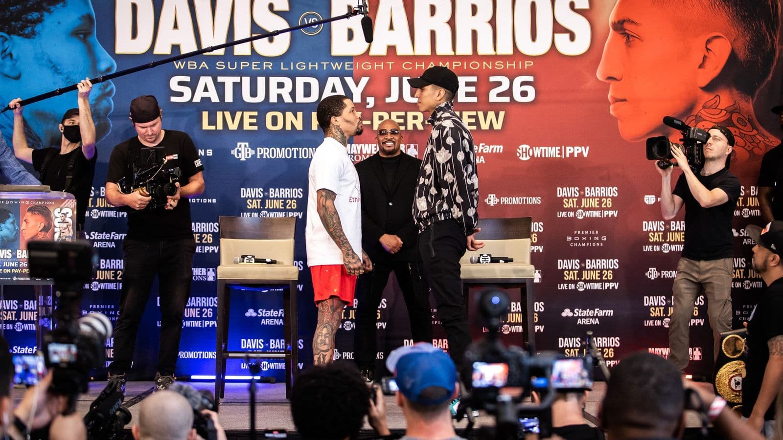 Sho Davis Barrios Ppv Atlanta Press Westcott 042 Min