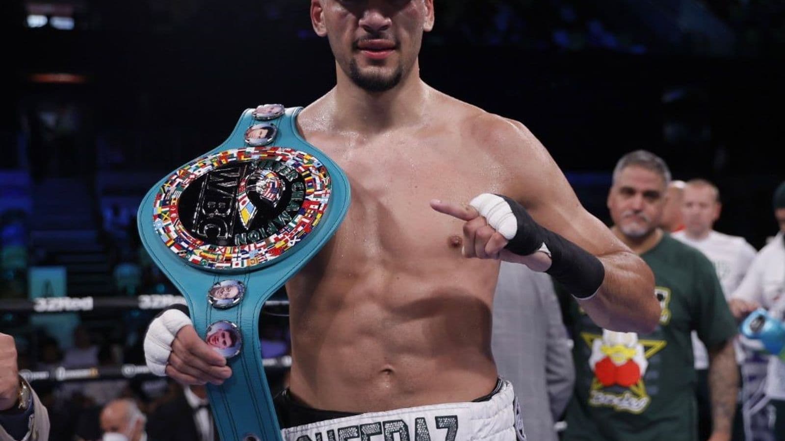 Hamzah Sheeraz WBC Silver Title
