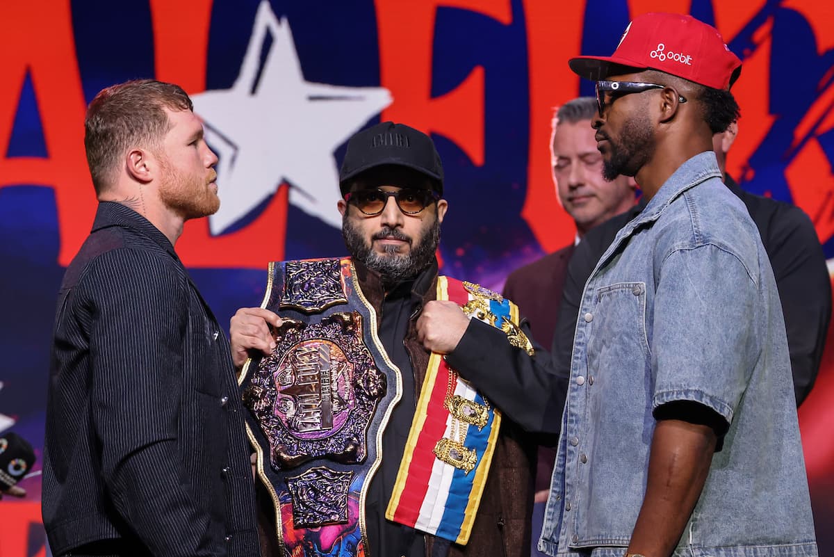 Canelo vs William Scull Faceoff