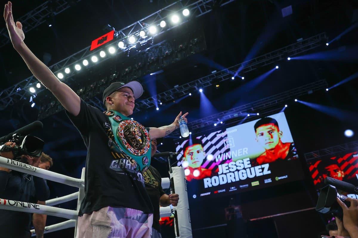 Jesse Rodriguez WBC Title and Jumboscreen