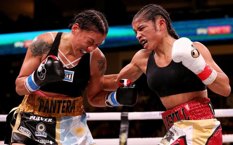 Jessica Mccaskill vs Erica Farias