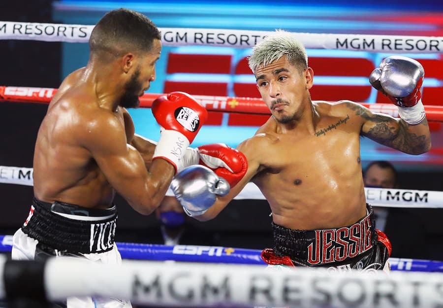 Jessie Magdaleno vs Yenifel Vicente Action