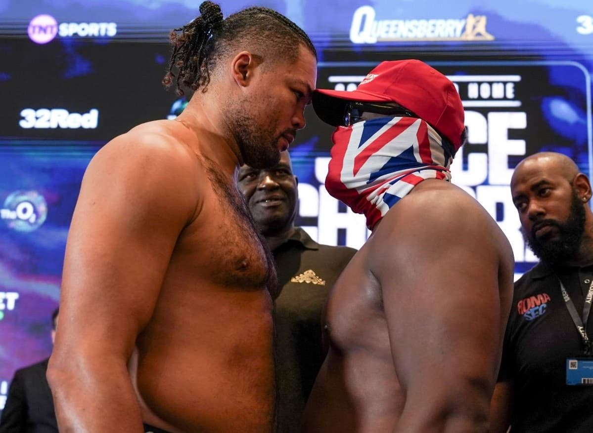 Joe Joyce vs Derek Chisora Weighin