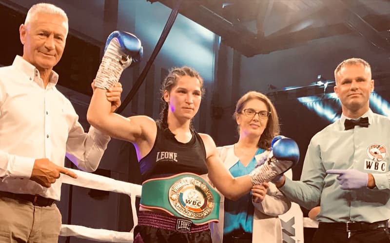 Kinga Magyar WBC Francophone Welterweight Title