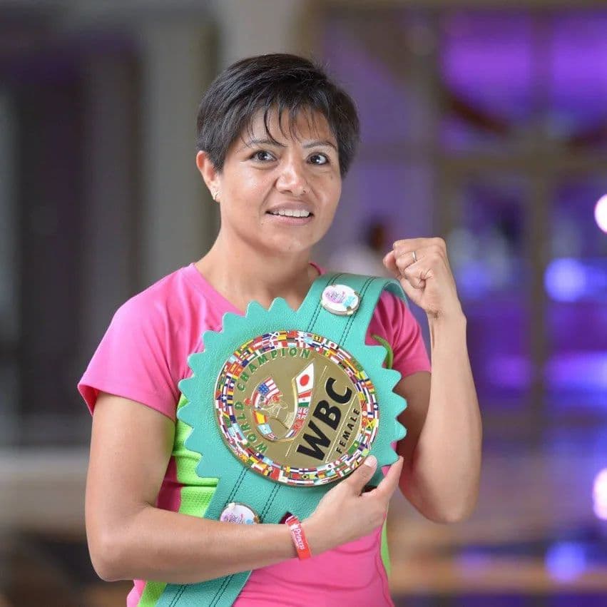 Laura Serrano WBC Title