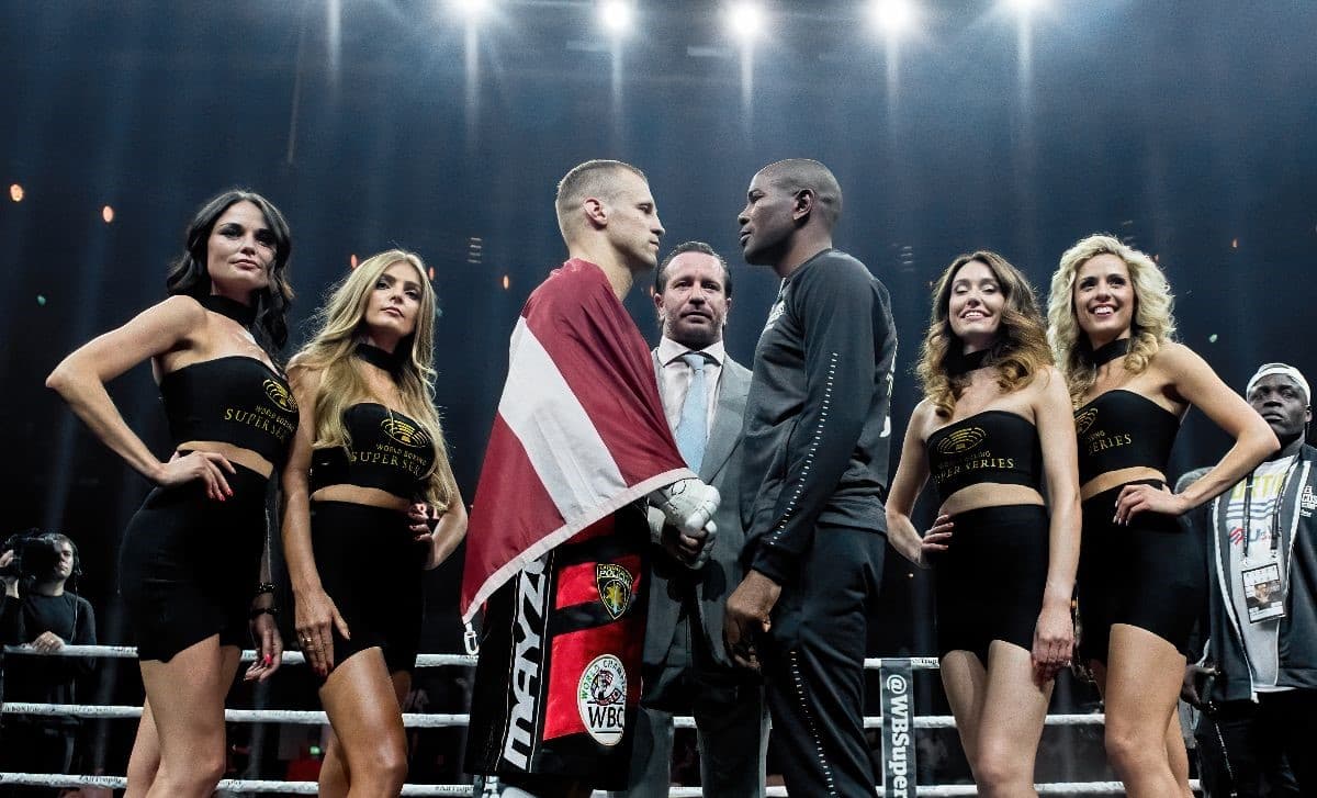 Mairis Briedis vs Yuniel Dorticos in the Ring
