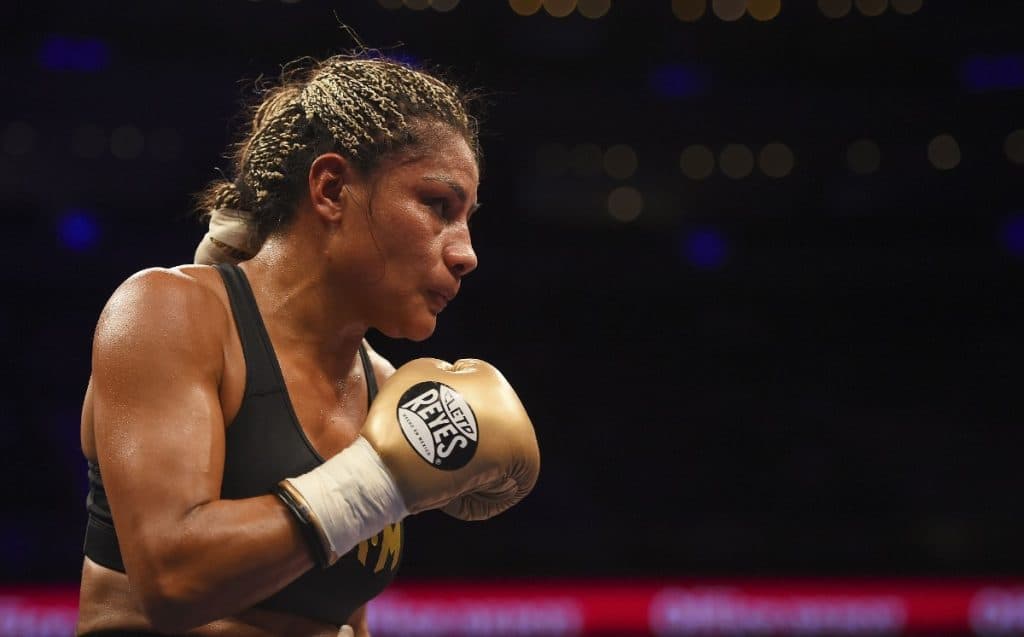 Mariana Juarez Gold Gloves