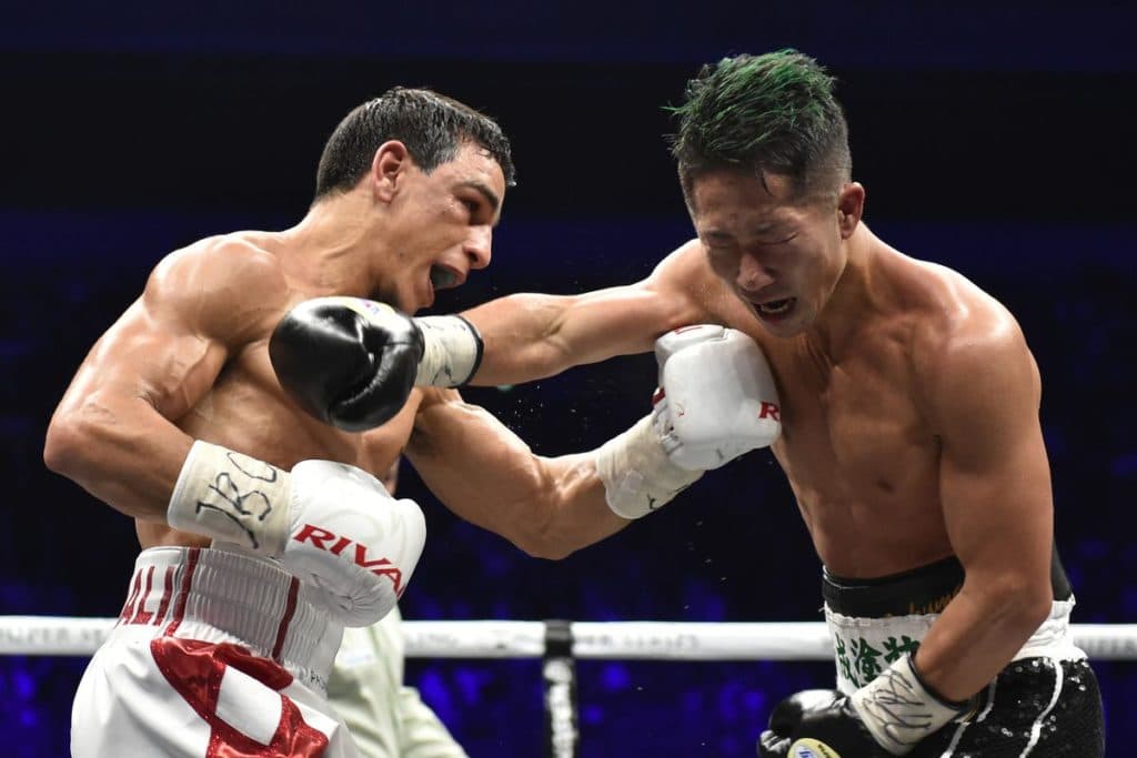 Nordine Oubaali vs Takuma Inoue Left Hook