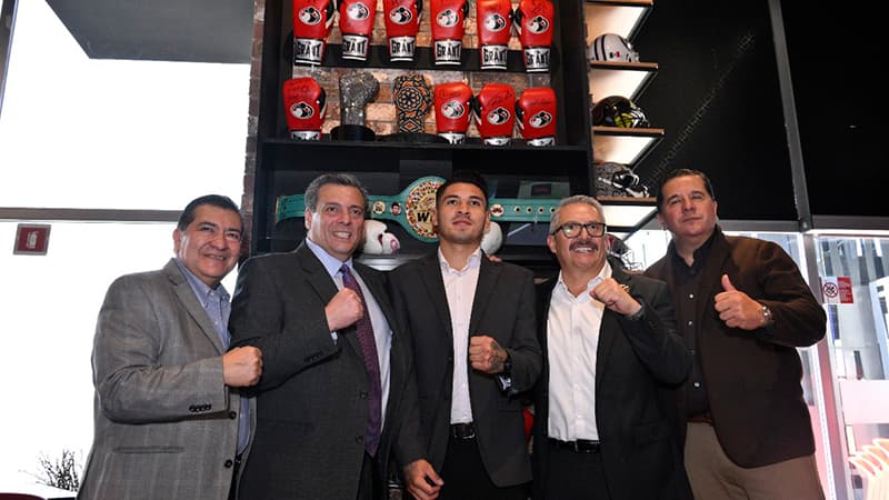 Miguel Angel Martinez With Mauricio Sulaiman