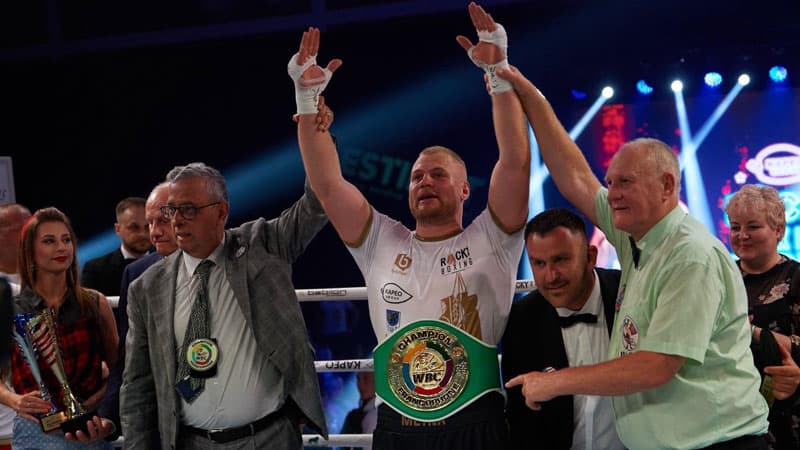 Kacper Meyna WBC Francophone Title