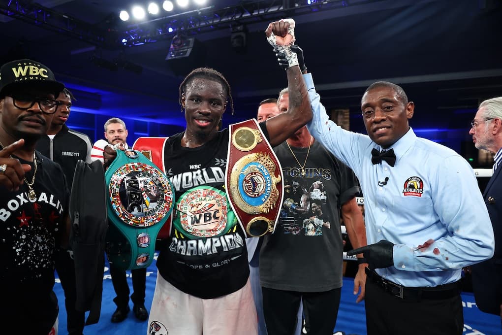 Richardson Hitchins vs Jose Zepeda Win