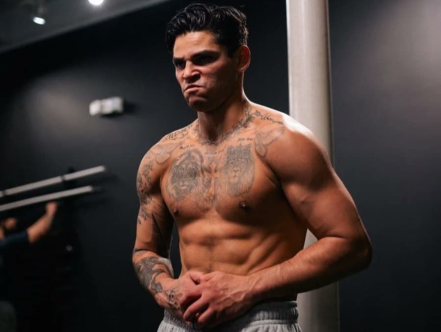 Ryan Garcia Shirtless