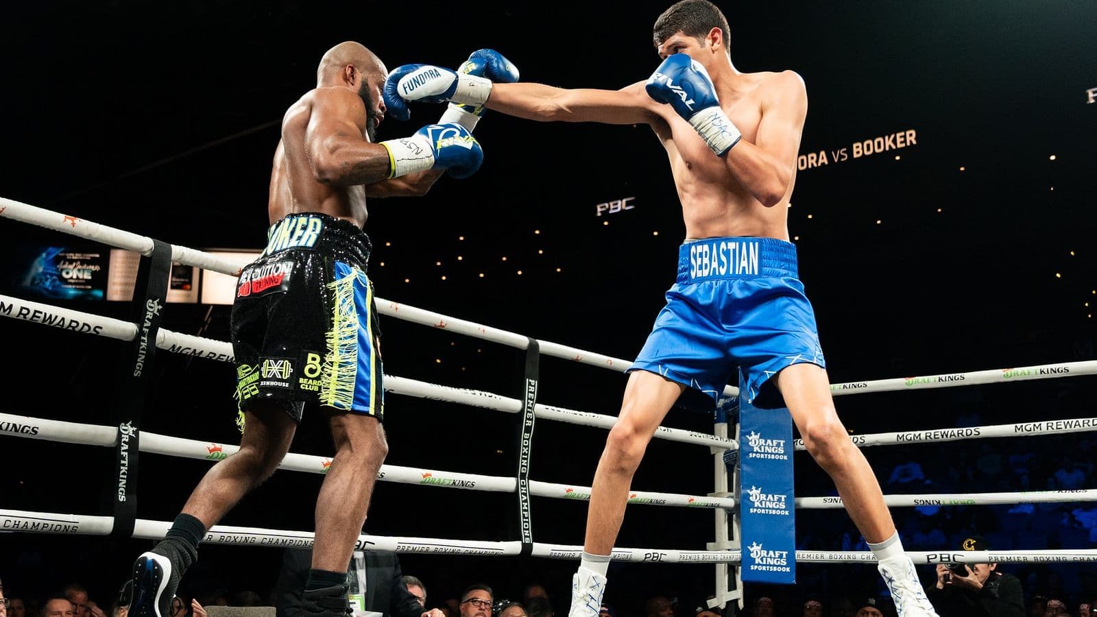 Sebastian Fundora vs Chordale Booker Fight