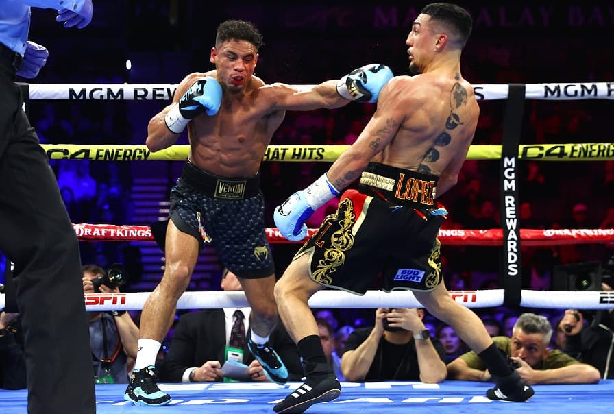 Teofimo Lopez vs Jamaine Ortiz Fight