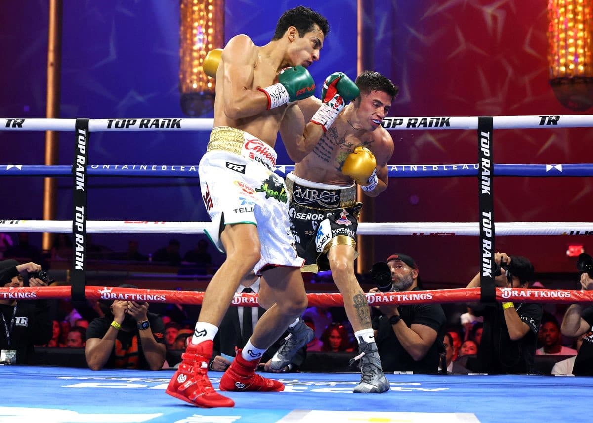 Rafael Espinoza vs Sergio Chirino Fight
