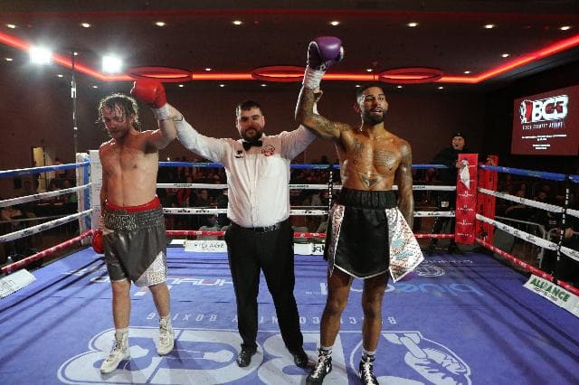 Troy Coleman vs Robbie Chapman