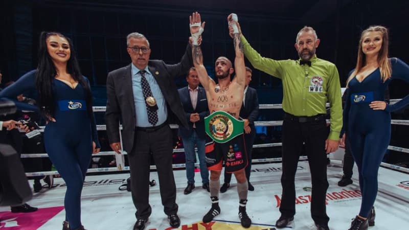 Jan Lodzik WBC Francophone Title