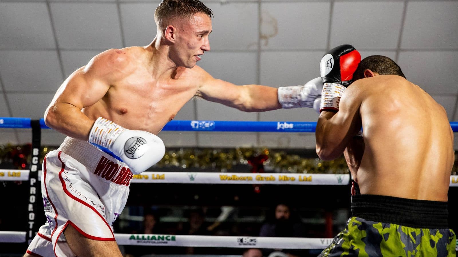 Ryan Woolridge Jab