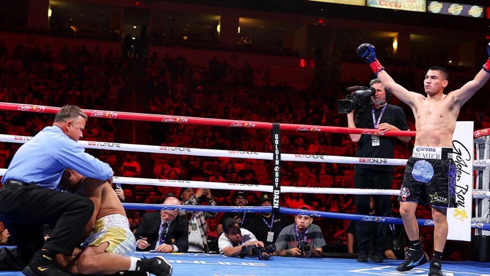 Vergil Ortiz vs Thomas Dulorme KO